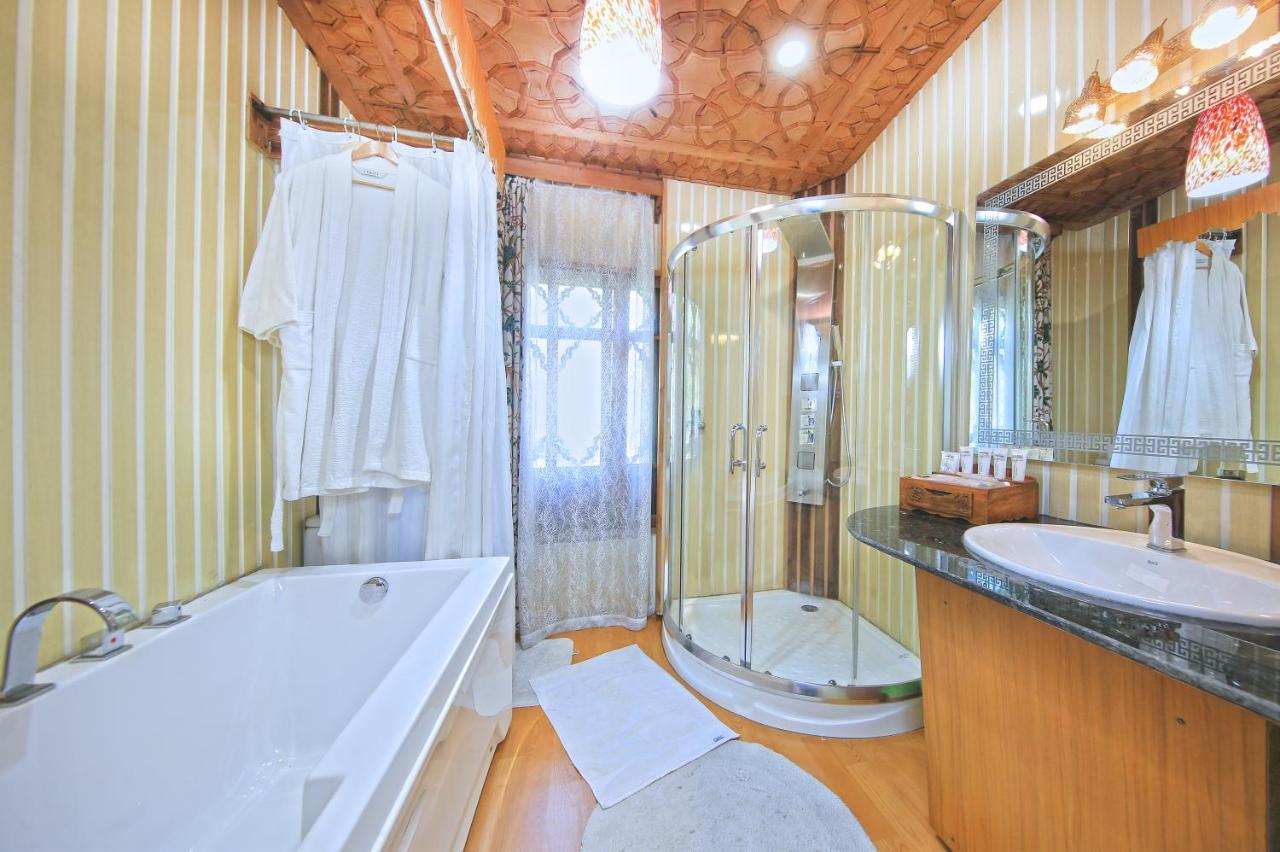 فندق Kolu Group Of Houseboats Srīnagar المظهر الخارجي الصورة